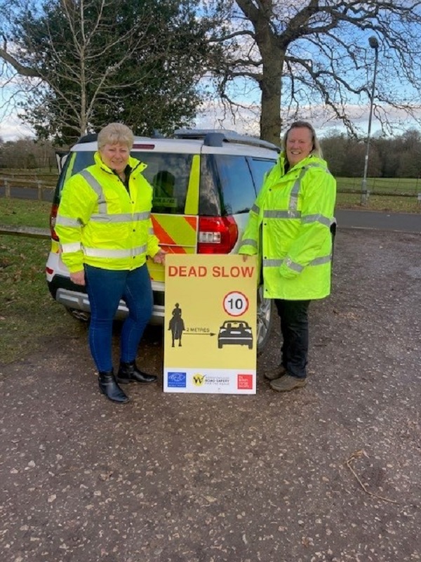 Warwickshire Road Safety Partnership Distributes ‘Dead Slow’ Boards to
